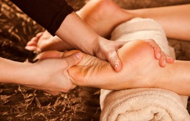 Padabhyanga Fuss-Bein-Massage
